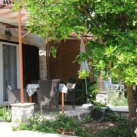Apartments Marcela Stari Grad  Dış mekan fotoğraf